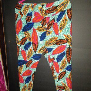 LuLaRoe Leggings Size OS Tall and Curvy colorful feather pattern